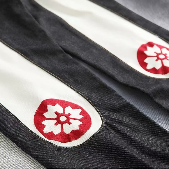 Evisu Men's Jeans - Picture 6 of 8